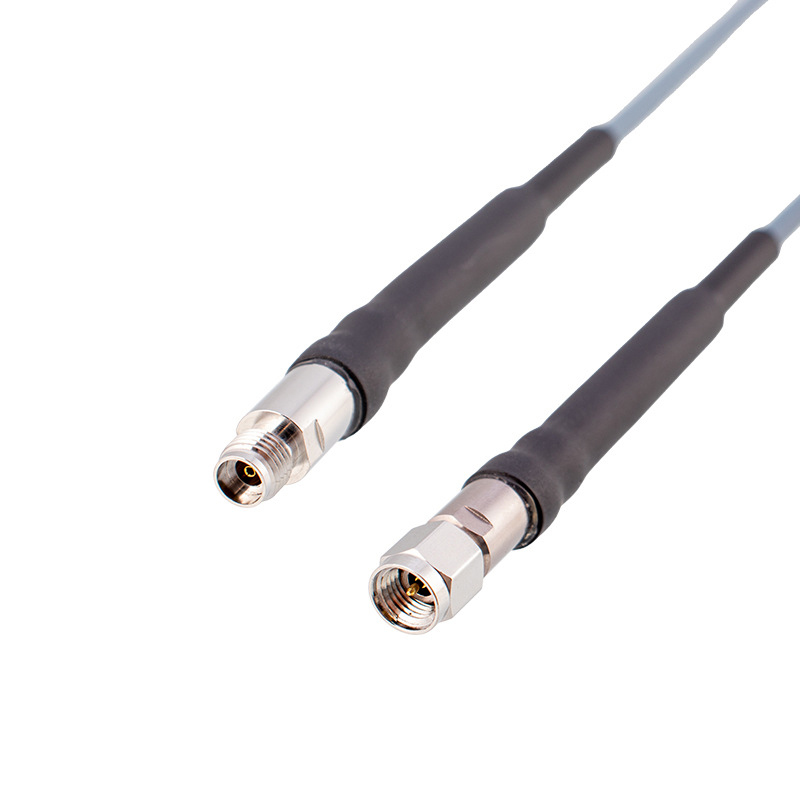 Cable de prueba de pérdida ultrabaja macho de 2.92 mm a macho de 2.92 mm Cable blindado flexible, fase estable frente a temperatura y flexión DC 40 GHZ